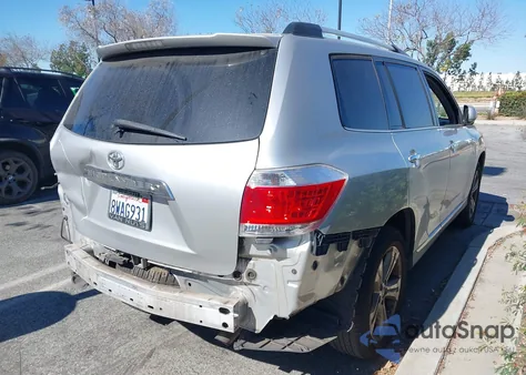 2011 Toyota Highlander Limited V6 z USA, uszkodzony, nr VIN 5TDYK3EH5BS025019